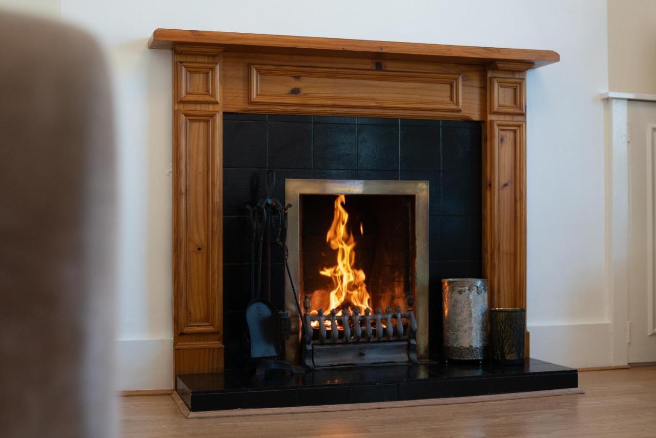 Dwellcome Home Ltd 1 Bed Apt, Half Mile To Union Street Yet Quiet, Free Parking, Fast Wifi, Ideal For Long Term Contractor, Etc Stays, Fully Equipped Kitchen, Regular Housekeeping Option - See Our Site For Assurance Aberdeen Eksteriør billede
